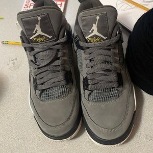 Jordan 4’s